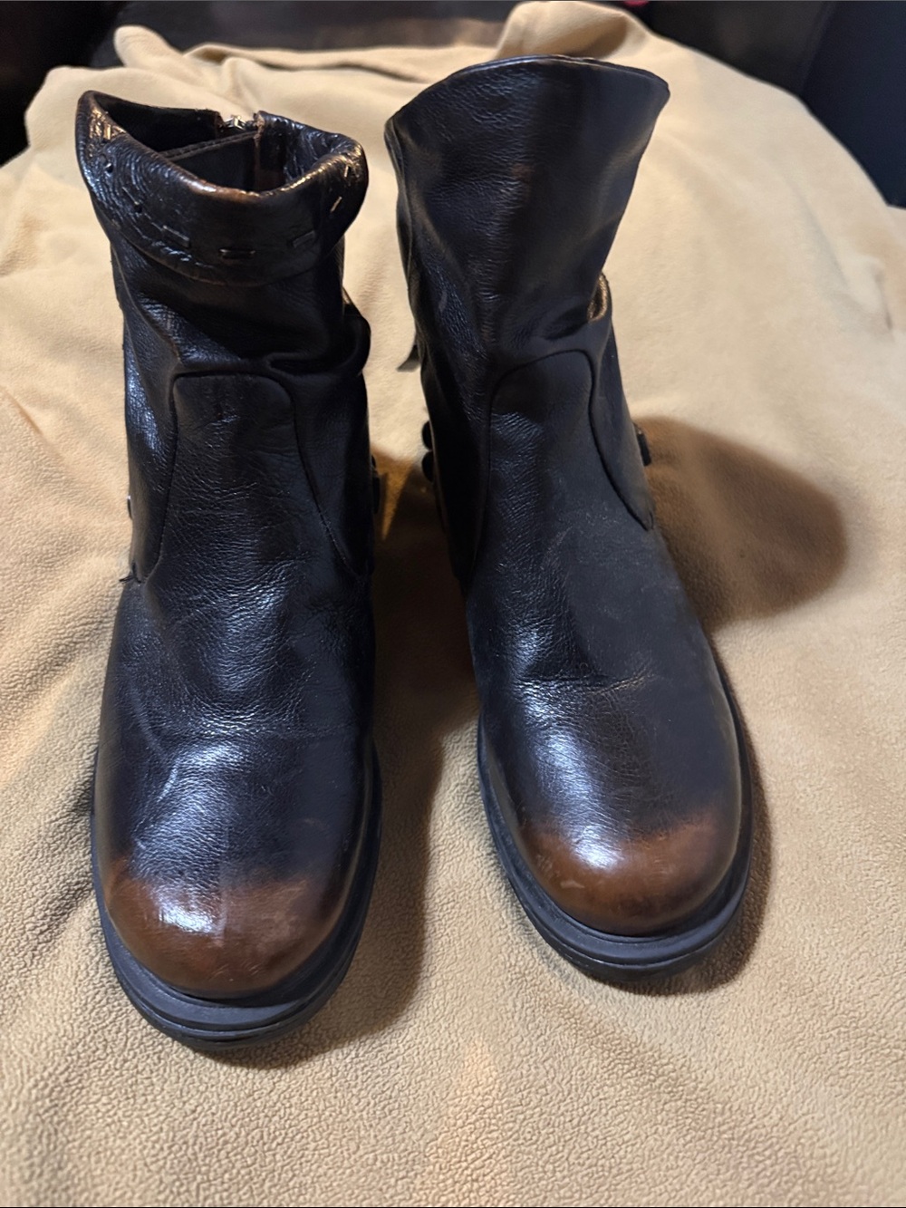 A.S. 98 Women’s size 40 Black Leather Ankle Boots Back Zip with Brown Toe Accent